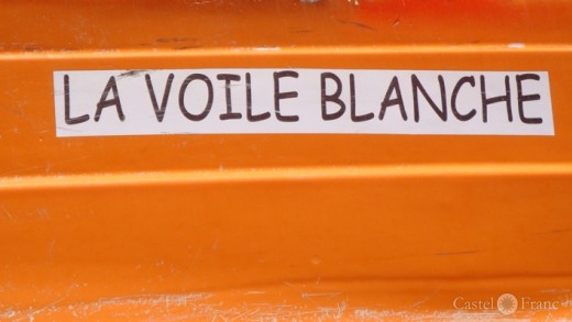 "La Voile Blanche" -École de voile et Location, Baie de Cavalaire