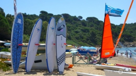 SUP-, Segelboot- und Meereskayak im Verleih, Gigaro, Côte d'Azur